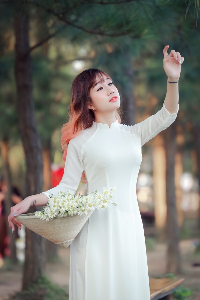 伊人app直播秀旧版本 直播